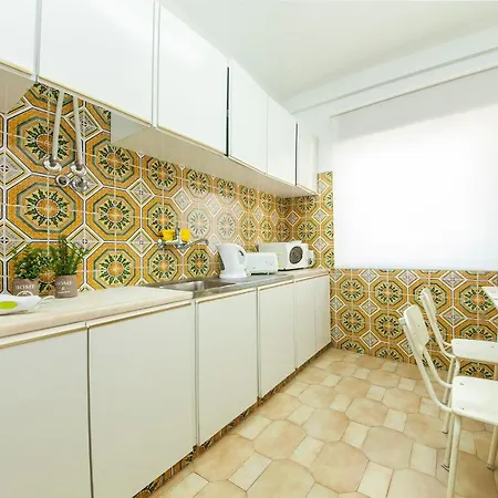Guest house O - Sao Goncalo Central Guesthouse