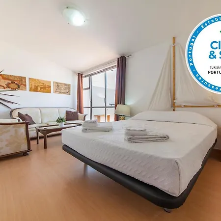 O - Sao Goncalo Central Guesthouse *