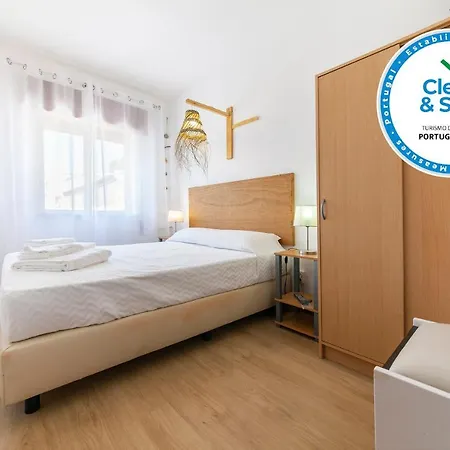 O - Sao Goncalo Central Guesthouse بيت ضيافة لاغوس