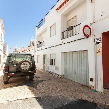 Guest house O - Sao Goncalo Central Guesthouse Lagos