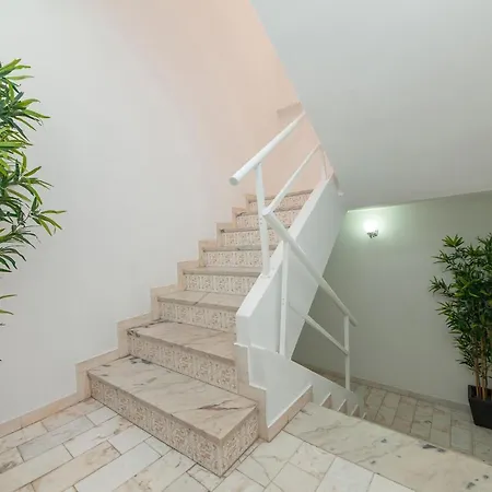 O - Sao Goncalo Central Guesthouse *